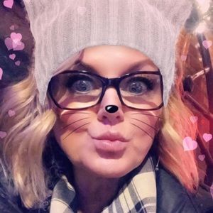 Meet your Posher, Beth